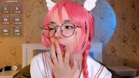 Snapshot of nora_failure chatting on 12.09.24 Nora Failure online show from 12.09.24