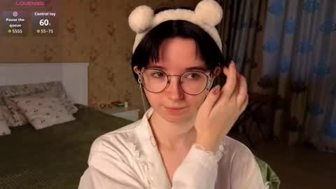 Snapshot of nora_failure chatting on 10.25.25 Nora Failure online show from 10.25.25