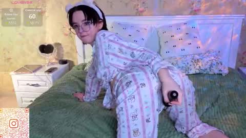 Nora Failure online show from 12.05.25