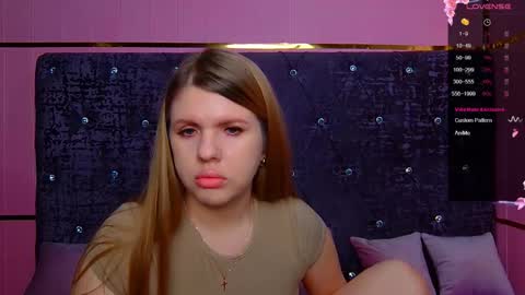 Nora online show from 04.20.26