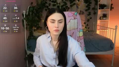 Nora online show from 05.06.26
