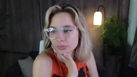 Nora online show from 07.09.26