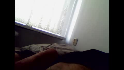 Snapshot of norbitomii chatting on 11.18.25 norbitomii online show from 11.18.25