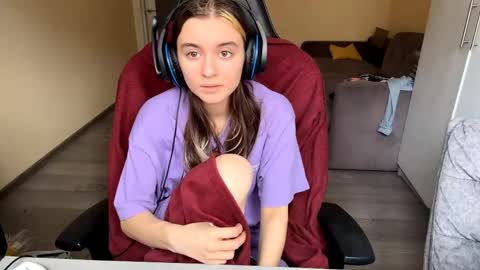 Elena online show from 04.10.26