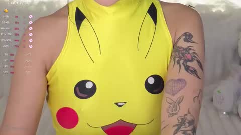 Snapshot of norma_blum chatting on 10.24.25 eva online show from 10.24.25