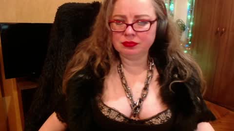 miss Tress online show from 12.03.24