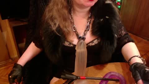 miss Tress online show from 12.17.24