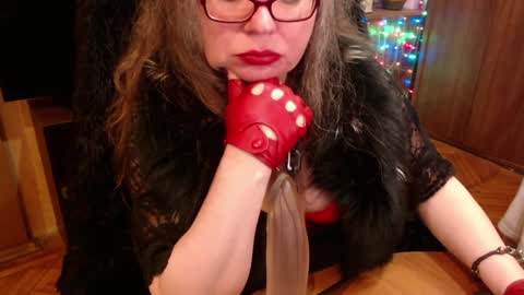 miss Tress online show from 01.03.25