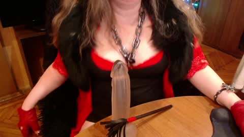 miss Tress online show from 01.18.25