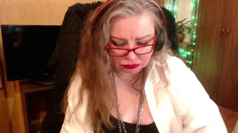 miss Tress online show from 02.08.25