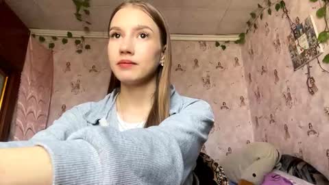 Snapshot of normauken chatting on 09.15.25 Lina online show from 09.15.25