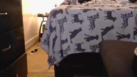 Snapshot of northstart080828 chatting on 10.19.25 northstart080828 online show from 10.19.25