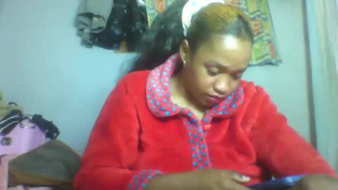 nosminah01 online show from 09.10.25