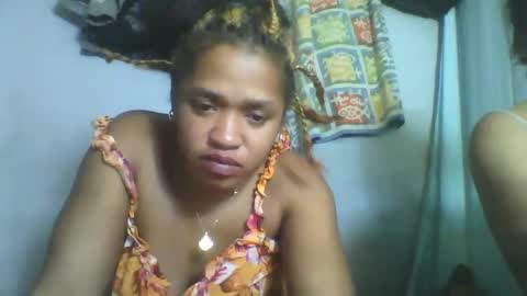 nosminah01 online show from 09.14.25