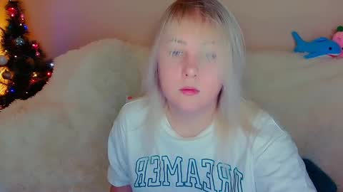 hi glad to chat online show from 12.22.24