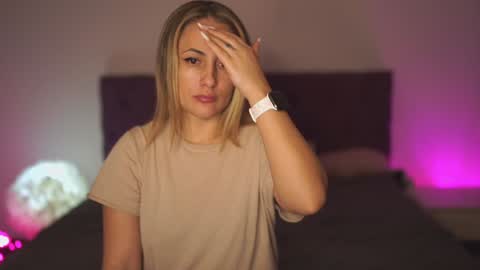 Snapshot of notamericanpie23 chatting on 12.27.24 Tina online show from 12.27.24