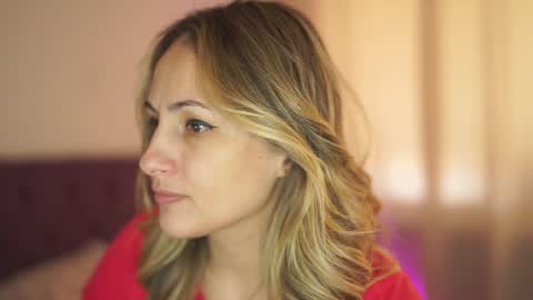 Snapshot of notamericanpie23 chatting on 02.02.25 Tina online show from 02.02.25