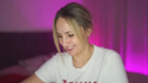 Snapshot of notamericanpie23 chatting on 02.08.25 Tina online show from 02.08.25