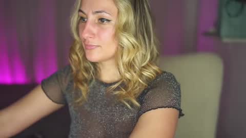 Snapshot of notamericanpie23 chatting on 03.07.25 Tina online show from 03.07.25