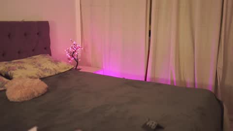 Snapshot of notamericanpie23 chatting on 03.11.25 Tina online show from 03.11.25