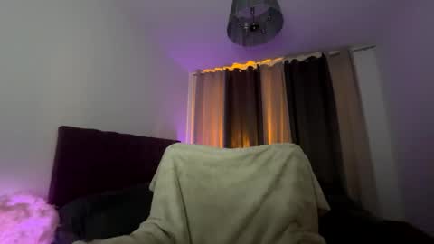 Snapshot of notamericanpie23 chatting on 09.29.25 Tina online show from 09.29.25