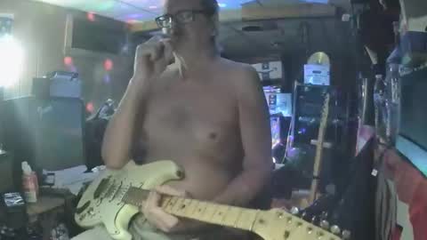 notflamingfart online show from 05.15.26