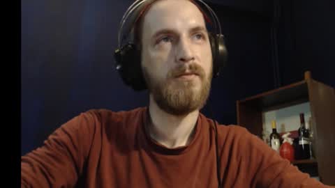 Snapshot of notice_that chatting on 10.21.25 Funny online show from 10.21.25