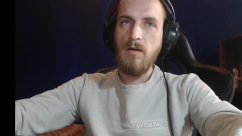 Snapshot of notice_that chatting on 10.30.25 Funny online show from 10.30.25