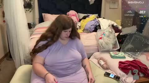 NotUrBabyMoms online show from 01.02.25