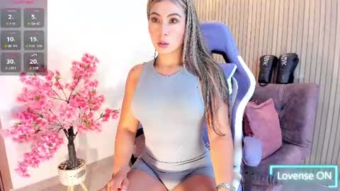 Snapshot of novacox_34 chatting on 06.15.26 novacox_34 online show from 06.15.26