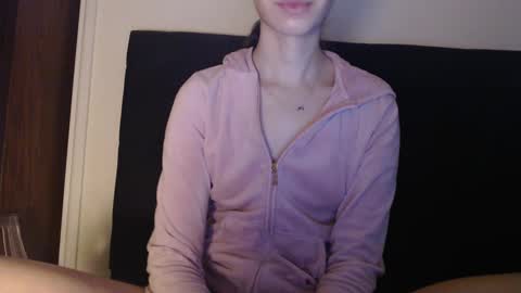 Olivia online show from 01.12.25