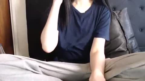 Olivia online show from 11.02.25