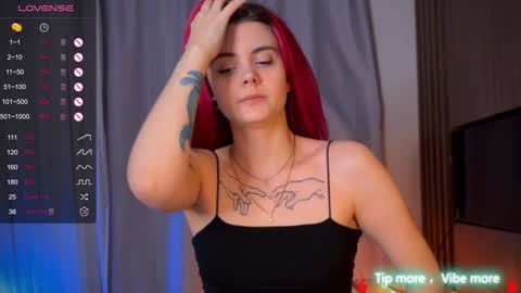 Snapshot of novarem chatting on 01.12.25 Nova online show from 01.12.25