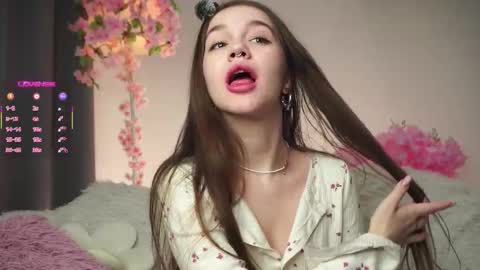 Dina online show from 11.11.25