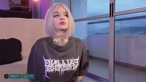 Snapshot of noxarcanee chatting on 11.16.25 Goth Darling online show from 11.16.25