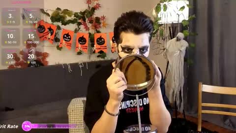 Maks online show from 10.31.25