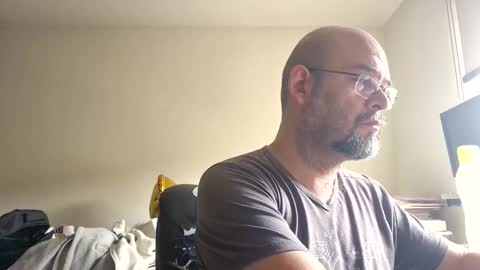 Snapshot of nuevoshowgranlattino chatting on 10.18.25 nuevoshowgranlattino online show from 10.18.25