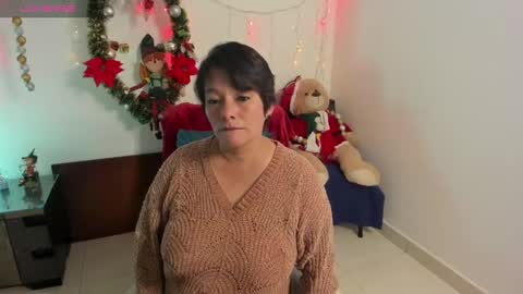 nuit_rose online show from 12.21.24