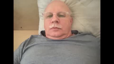 nukiss online show from 09.22.25