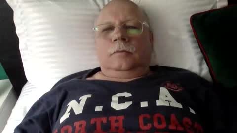 nukiss online show from 04.23.26