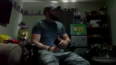 Awwwww Hey Sweetie Pies. Welcome To The Sweetie Pie Lounge. Enjoy The Dad-Cast. SweetCorny Fun-loving Dad Talk. online show from 10.14.25