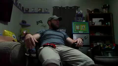 Awwwww Hey Sweetie Pies. Welcome To The Sweetie Pie Lounge. Enjoy The Dad-Cast. SweetCorny Fun-loving Dad Talk. online show from 10.18.25