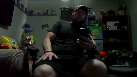 Awwwww Hey Sweetie Pies. Welcome To The Sweetie Pie Lounge. Enjoy The Dad-Cast. SweetCorny Fun-loving Dad Talk. online show from 10.29.25