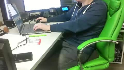 Snapshot of numlove chatting on 12.09.24 Slave for Mistress and Master online show from 12.09.24