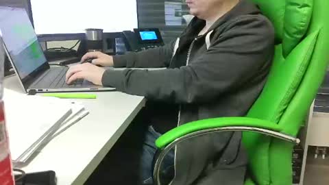 Snapshot of numlove chatting on 01.29.25 Slave for Mistress and Master online show from 01.29.25