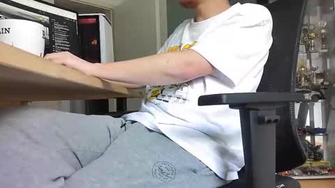 Snapshot of numlove chatting on 09.27.25 Slave for Mistress and Master online show from 09.27.25