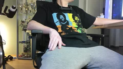 Snapshot of numlove chatting on 10.05.25 Slave for Mistress and Master online show from 10.05.25