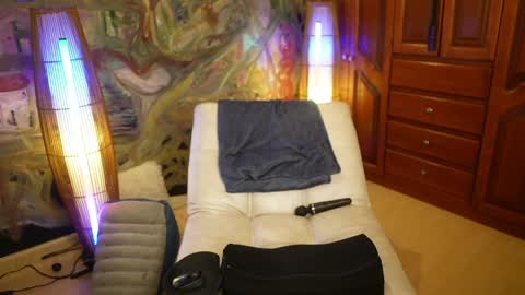 Claudia online show from 04.03.26