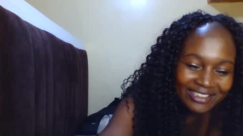 nutgal online show from 10.10.25