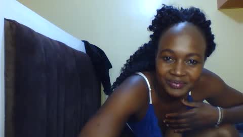 nutgal online show from 10.17.25